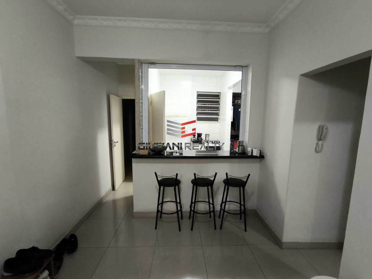  - Apartamento à venda em Rio de Janeiro, Copacabana, com 2 quartos, 70m²